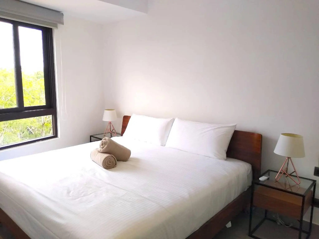Private Roof w Plunge Pool, Brand New 2 Br Penthouse for 6 sleeps