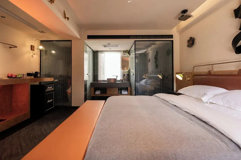 Sixi Golden Sunrise Sound Sleep Hotel