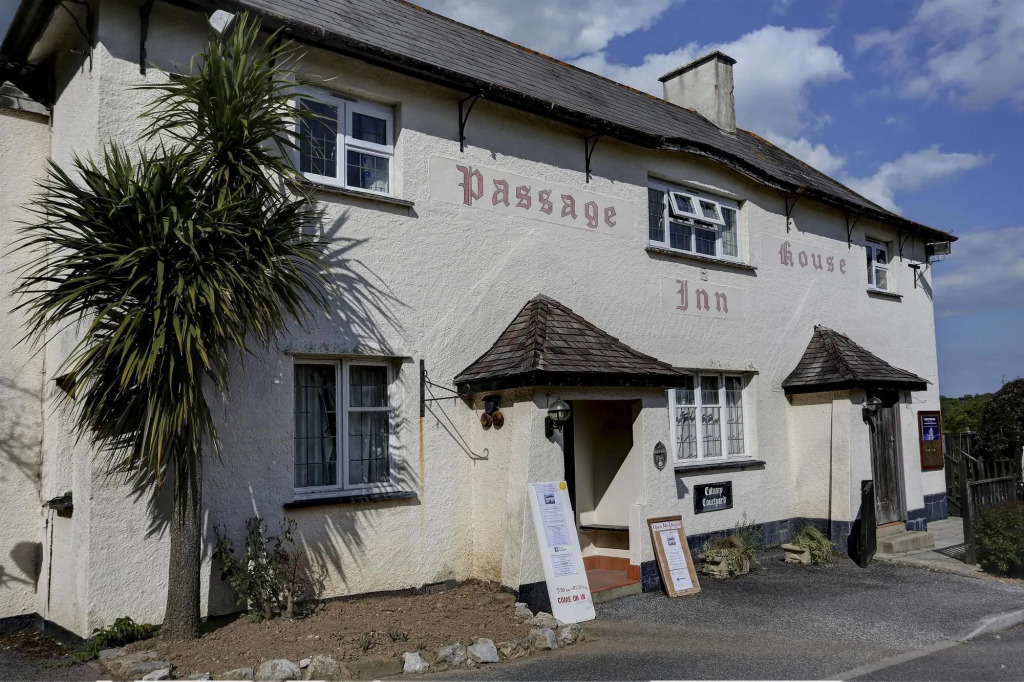 Passage House Hotel