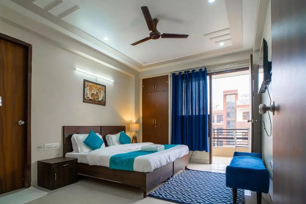 The Lodgers 2 BHK Serviced Apartment infront of Artemis Hospital Gurgaon