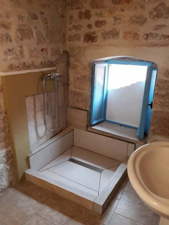Voltera Apartments in Betina Old Town, with Parking Nearby