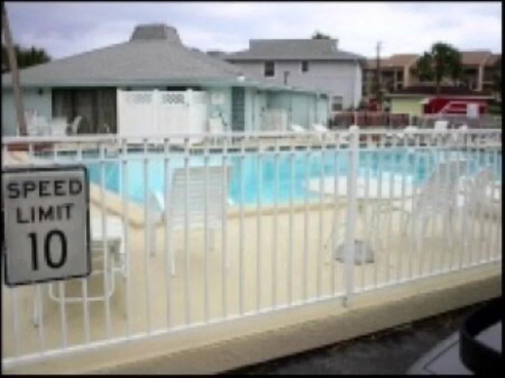 Surf Crestge 20 - 4 Br Cottage