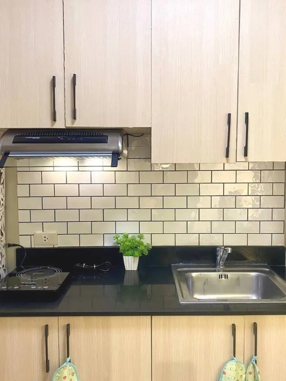 39F Smart Home Studio In Manila
