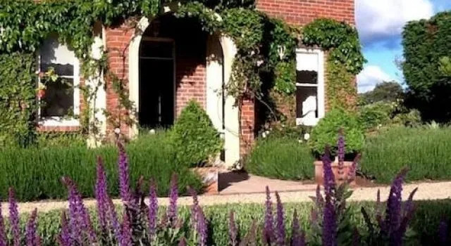 Ellesmere House