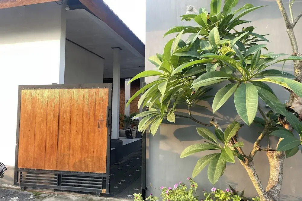 Zee House
