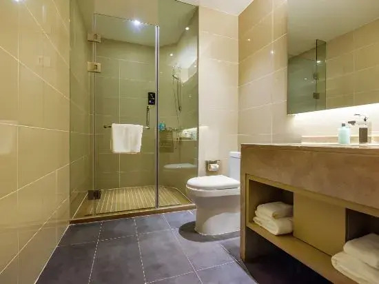 City Comfort Inn Hotel (Chongqing technology and business university)