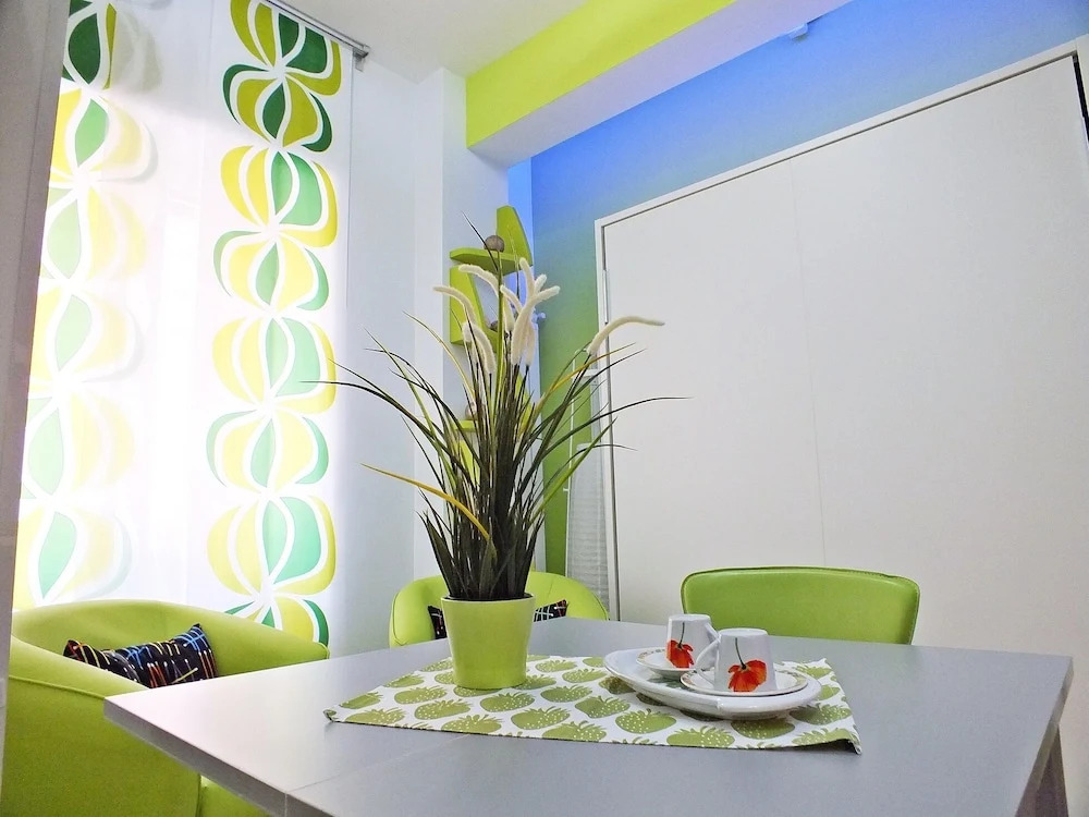 Blaserna House "in the Heart of Shopping in Roma"