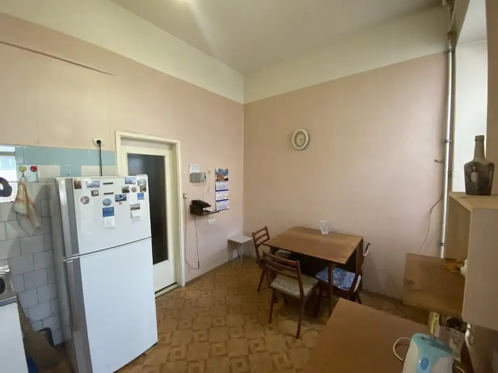 Apartment on Pestelya 4