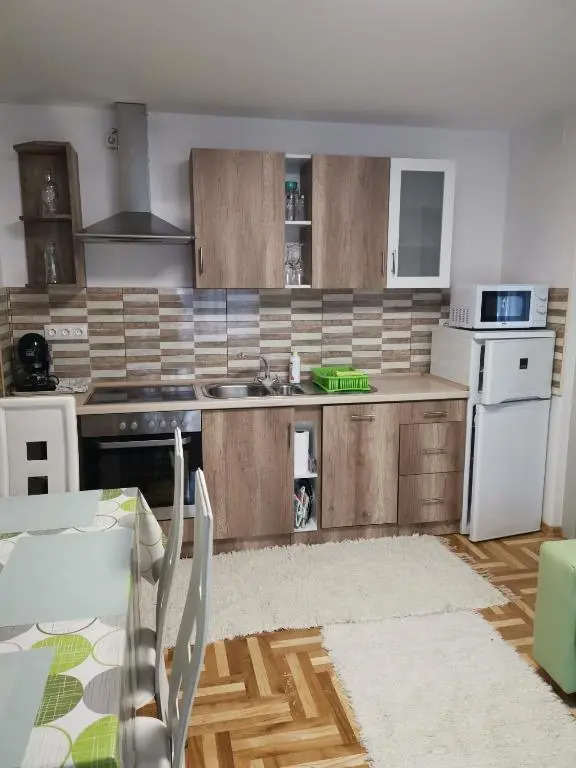 Lili Apartman