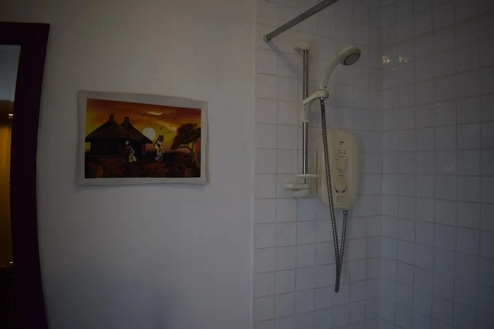 2 Bedroom House on James Street Sleeps 4