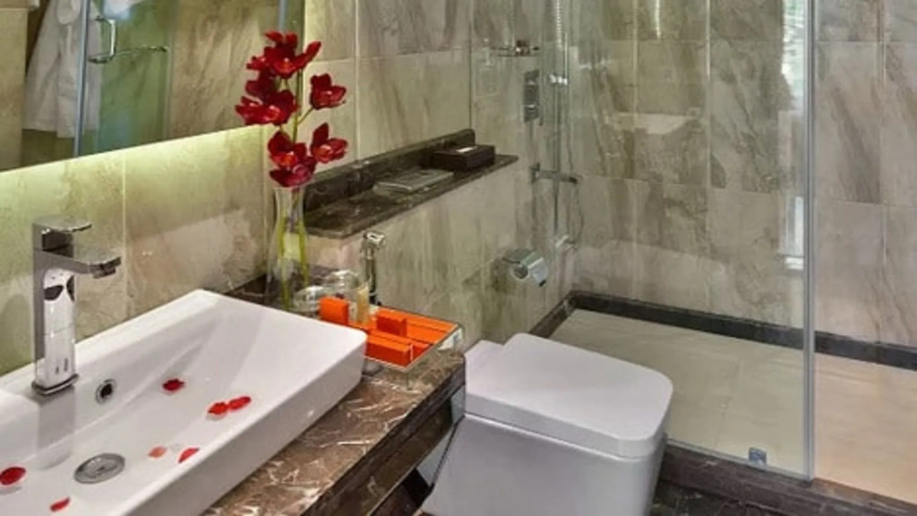 The Atara Near Golf Course Road