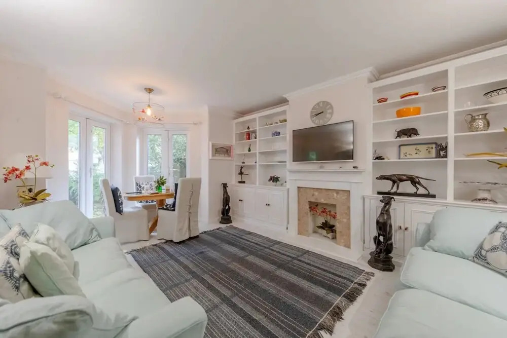 Spacious 2 Bedroom Flat in Wandsworth