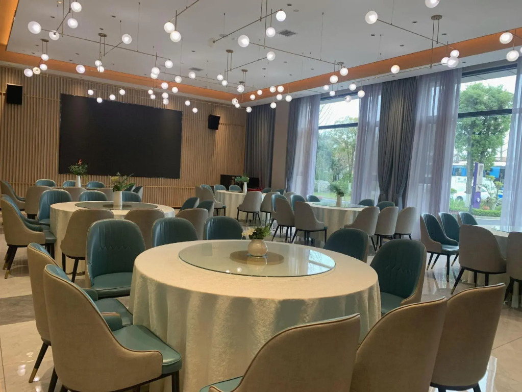 Yueyang Yueqi Hotel