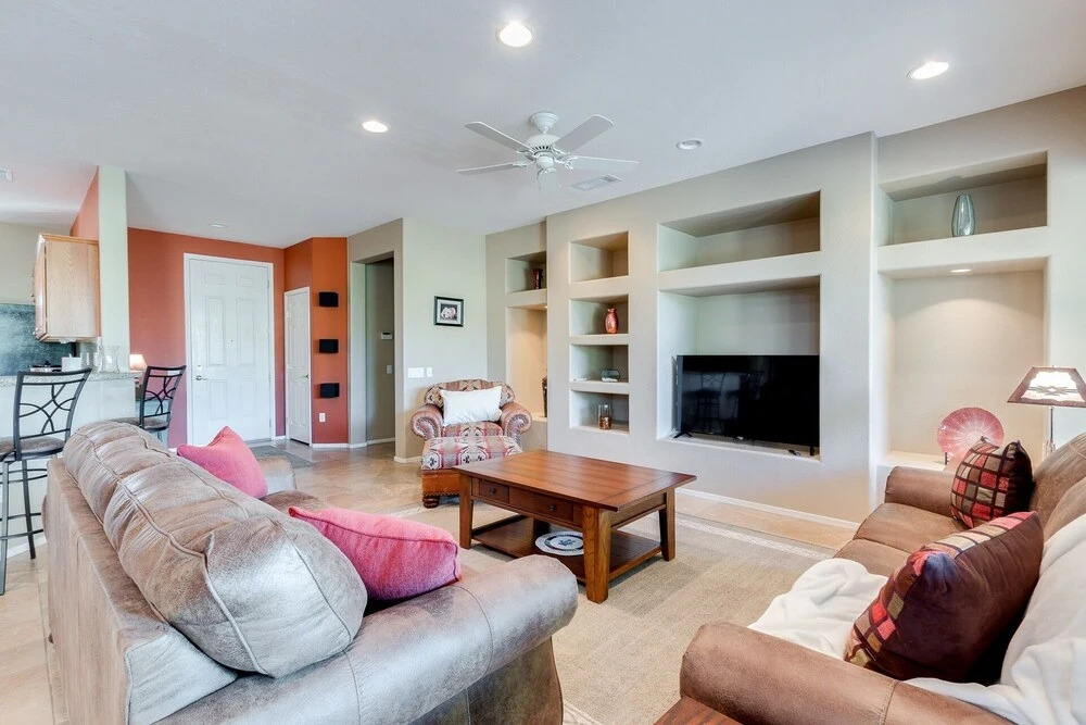Sun City Grand 55+! Tranquil Yard! Amenities Galore! 3/2! 30 Night Minimum Stay! by Redawning