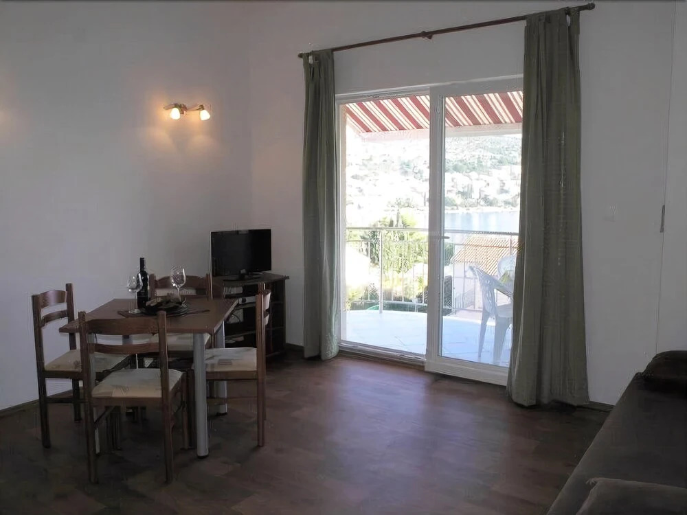 Apartments Marinko
