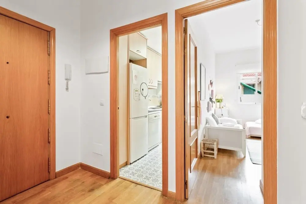 Lovely 1bed Apt, Sleeps 5 nr Puente de Vallecas