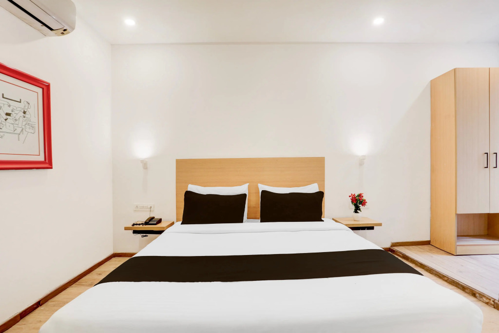 OYO Townhouse 76608 Vero