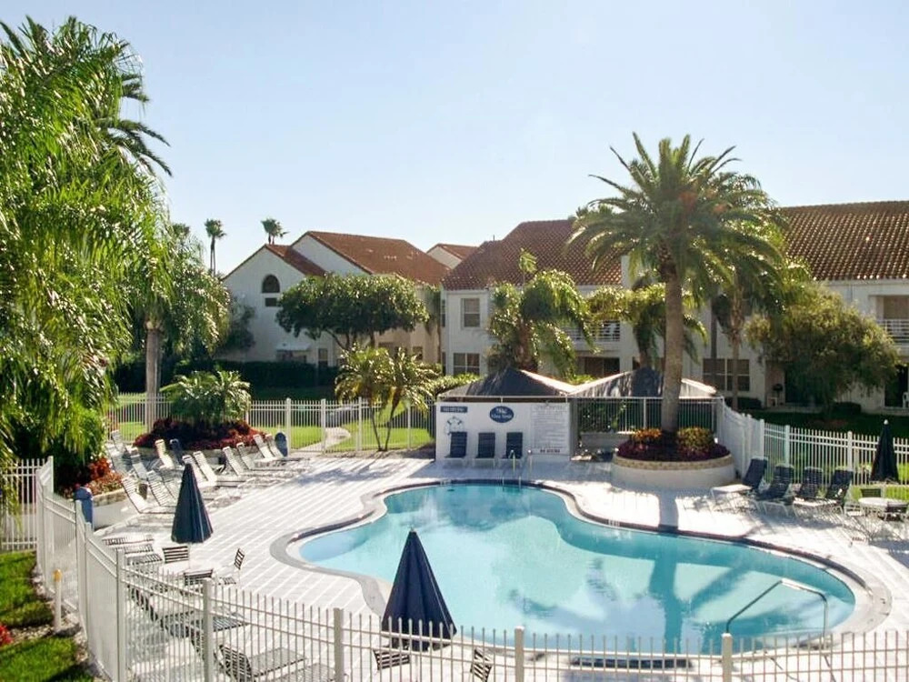 Vista Verde East - Two Bedroom Condo - 6-147