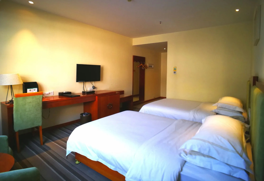 Wuyue Hotel Yangshuo West Street Branch