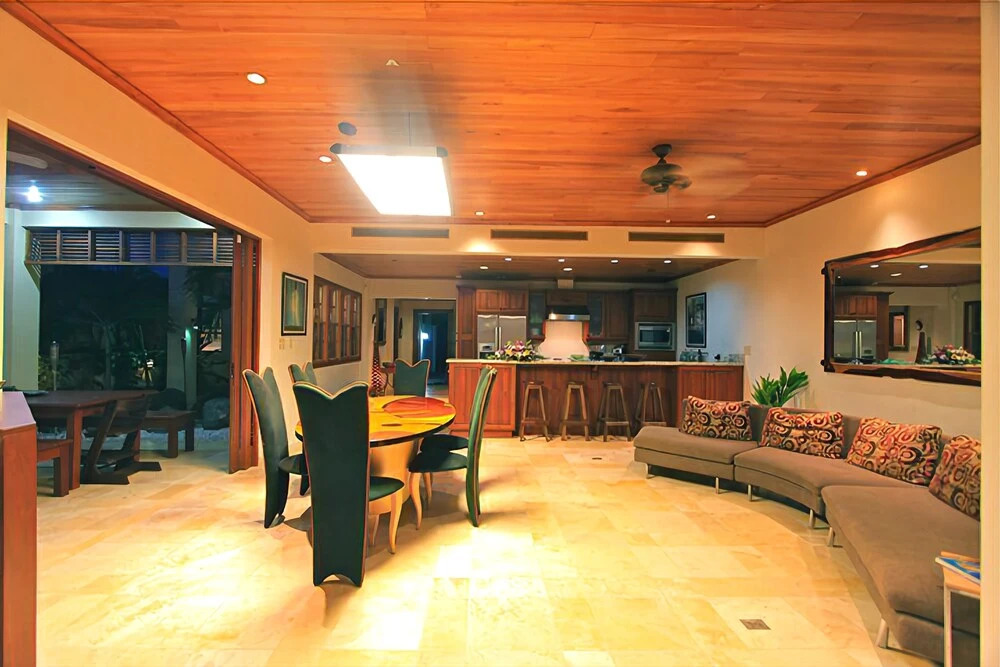 Casa Canopy