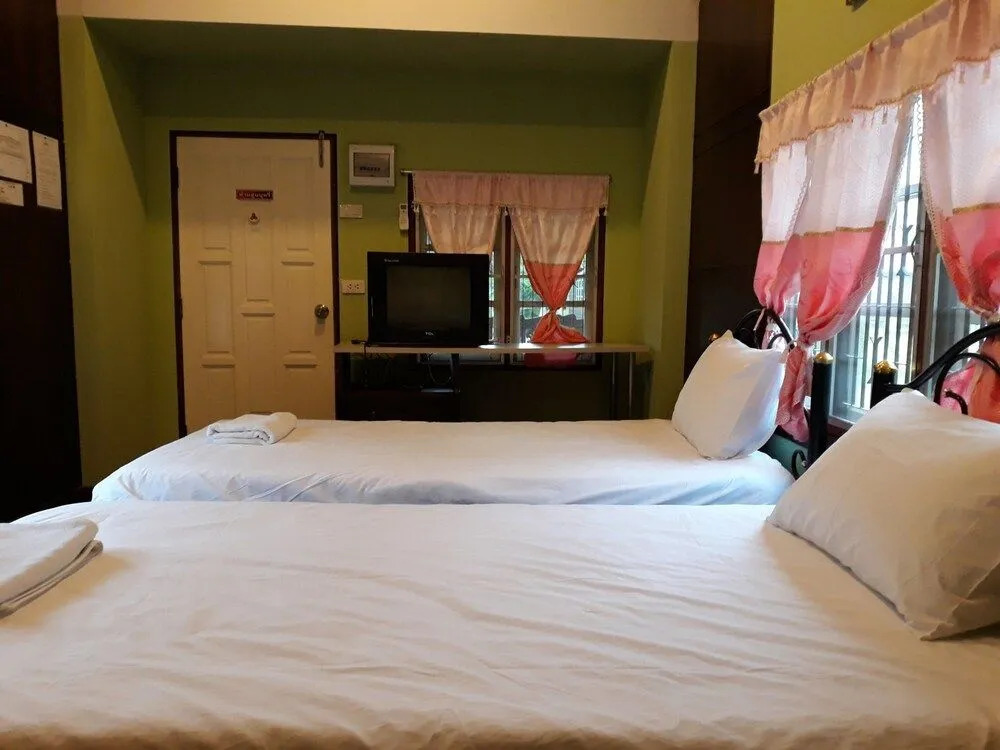 Tawan Shine parkview Resort