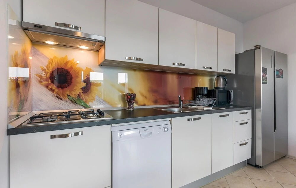Awesome Apartment in Banjole With Wifi, 1 Bedrooms and Outdoor Swimming Pool