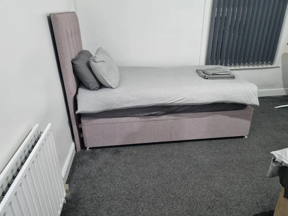 Lovely 2-bed House in Smethwick, Birmingham tn