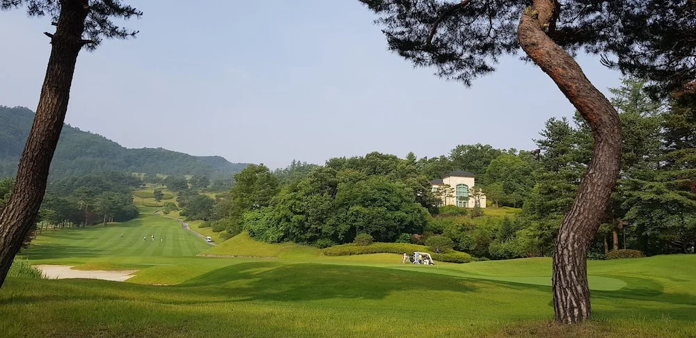Crystal Valley CC Golden Village