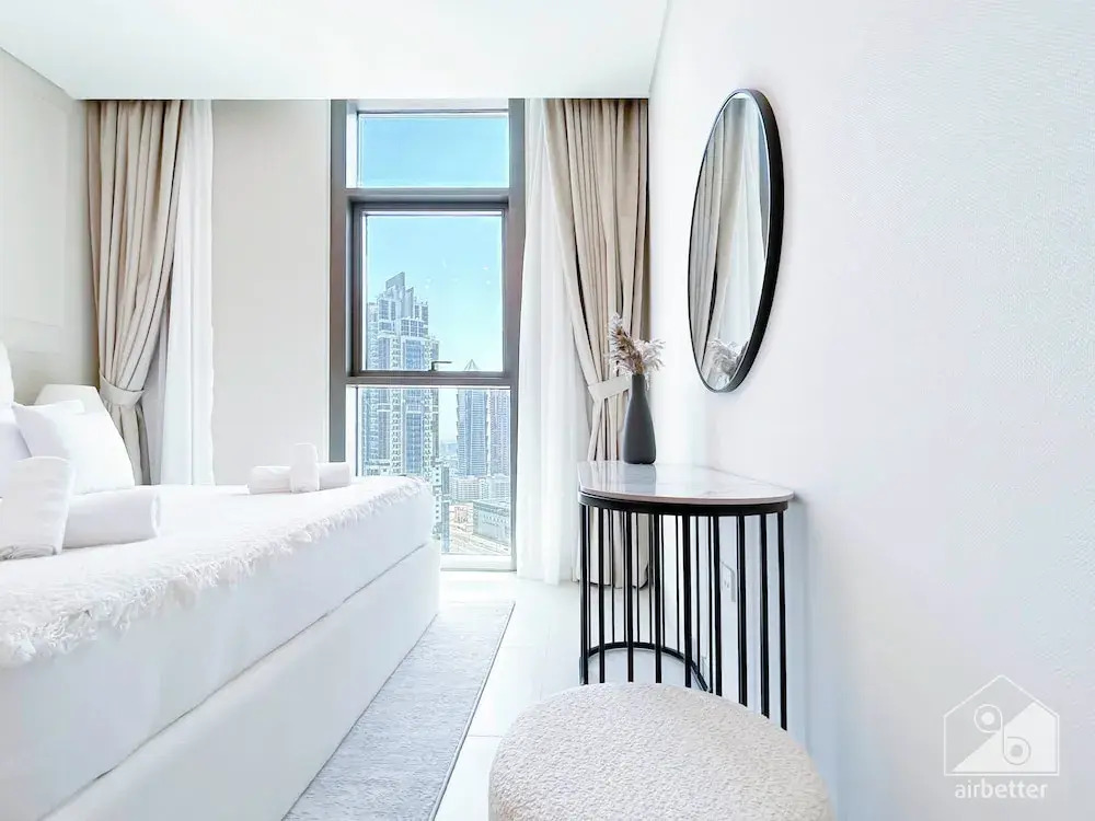 2B With Stunning Burj Views at Burj Crown