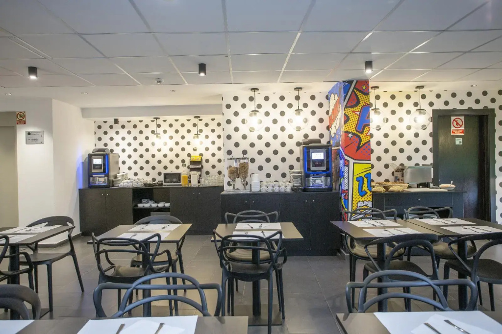 Casual Pop Art Benidorm by Casual Hoteles