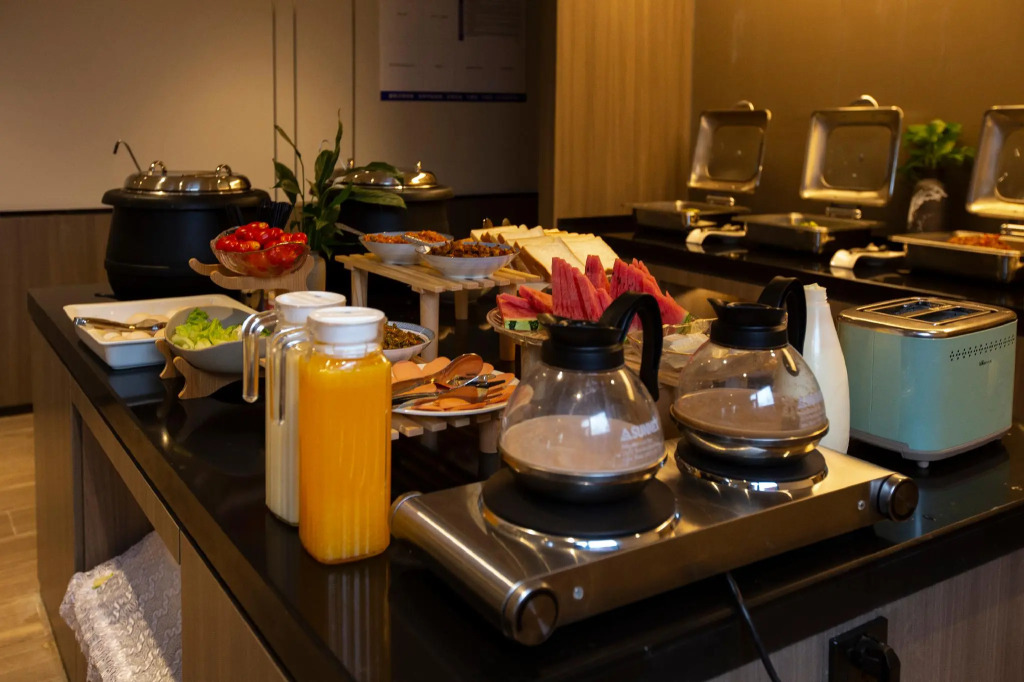 Hanting Hotel Chengdu Zhaojuesi Nan Road Metro Station
