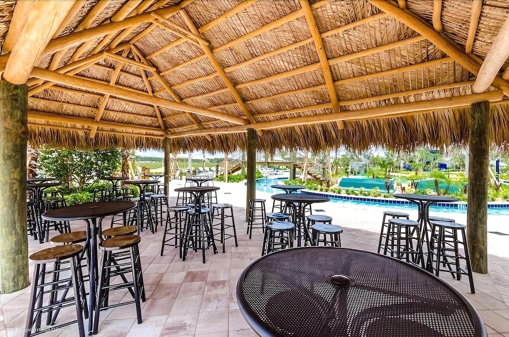 Amazing 4Bd Pool Hm, Storey Lake-4995SWA
