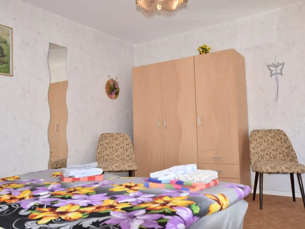 Restful Bungalow in Kühlungsborn near Beach