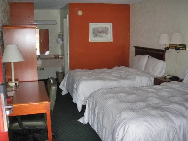 Applegate Inn