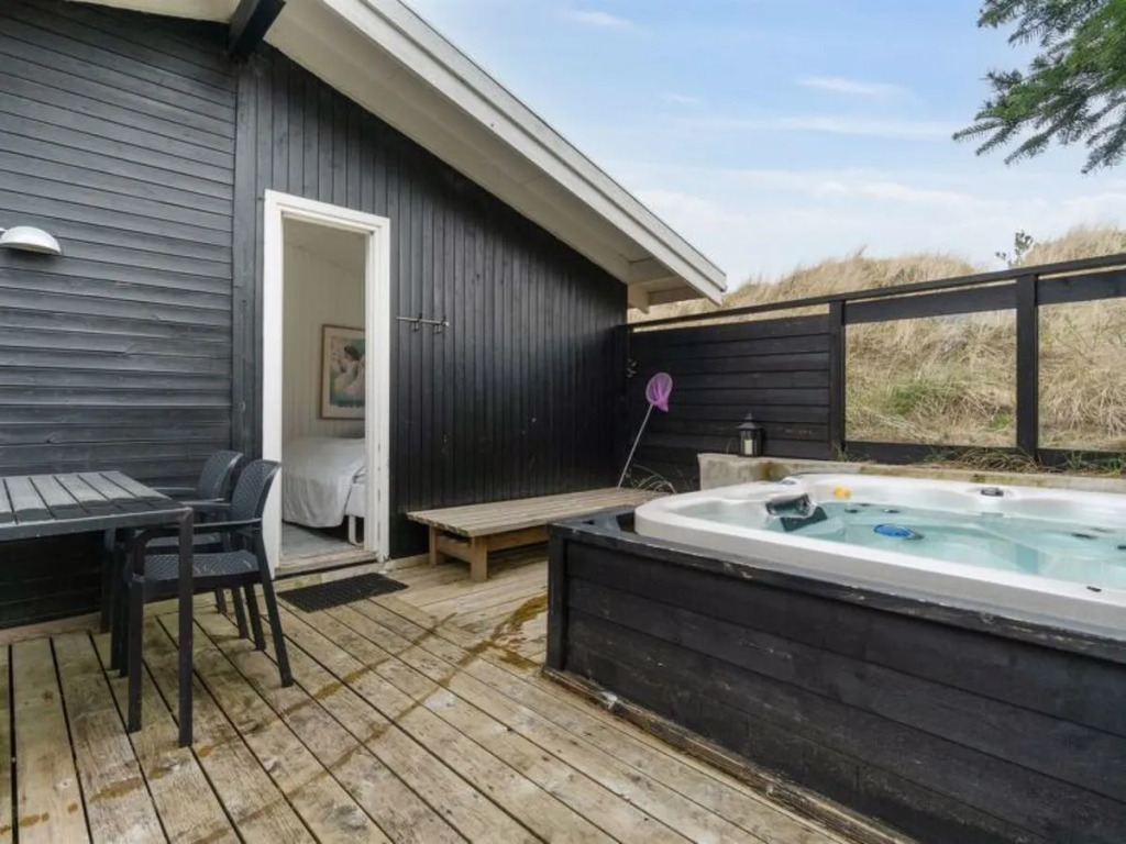 "Vojo" - 900m from the sea in NW Jutland
