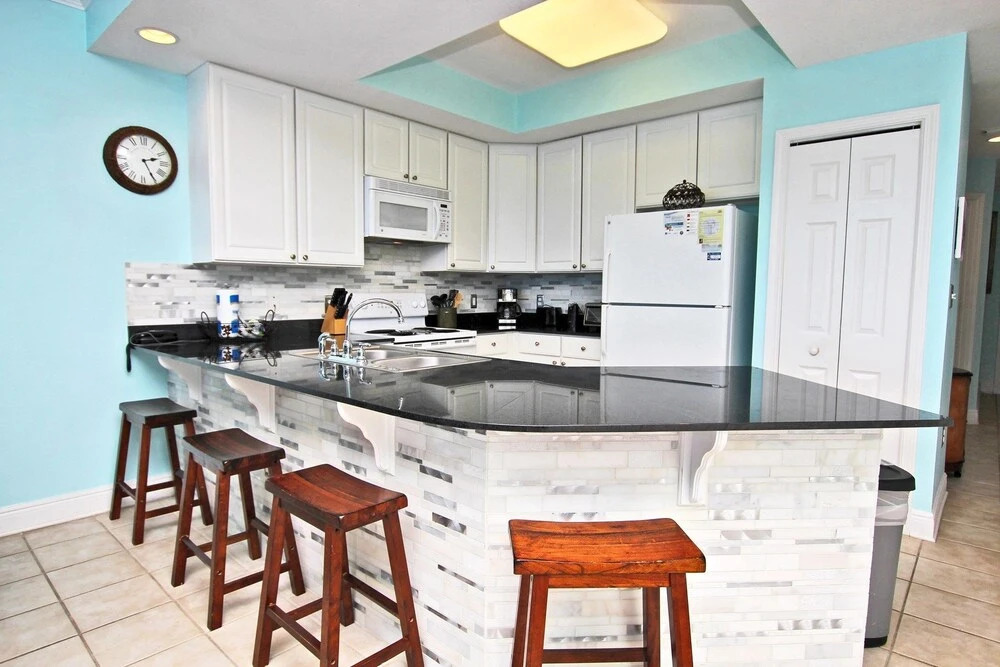 San Carlos 703 - Three Bedroom Condo