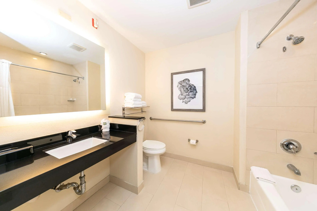 Best Western Inn & Suites San Diego Zoo -SeaWorld Area