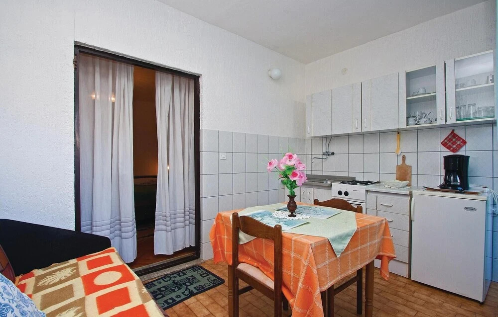 Awesome Apartment in Porec With 1 Bedrooms