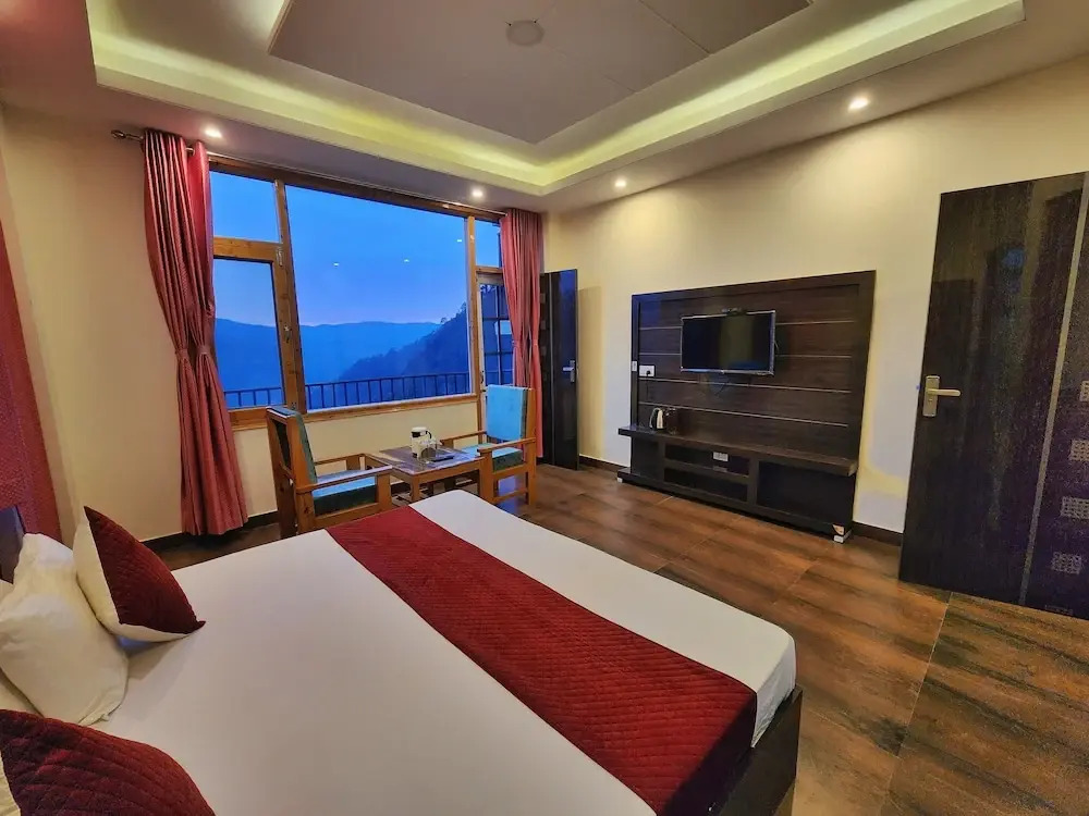 Hotel Royal Cedar Simla