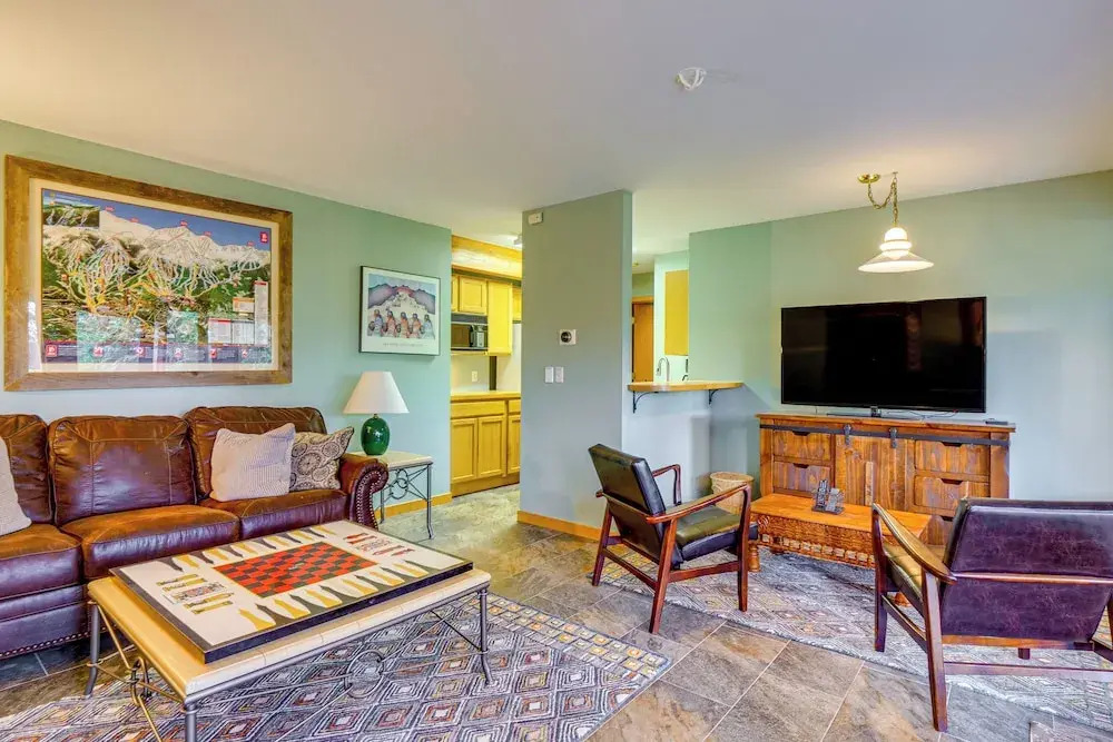 1 Mi to Ski Lift: Mtn-view Breck Home w/ Hot Tub!