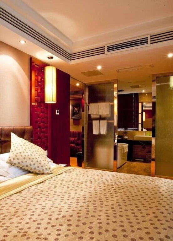 Tieliu Business Hotel