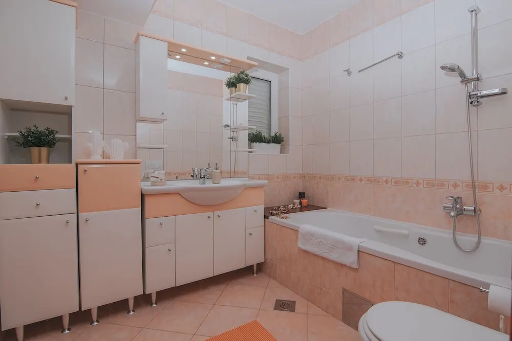 Pool Apartments Tolo