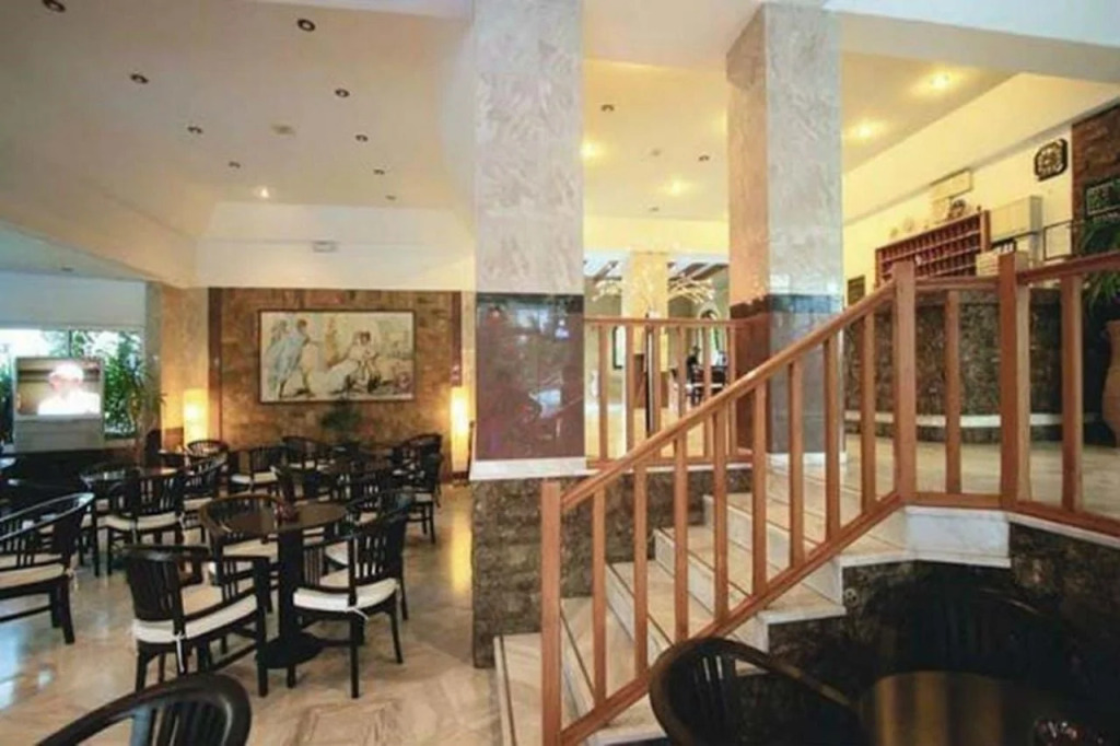 Kassandra Hotel