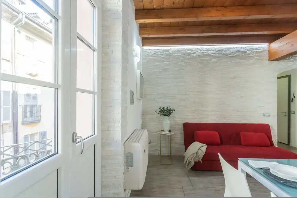 Domus in Como by Rent All Como