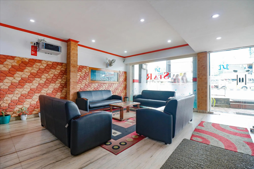 FabHotel Star