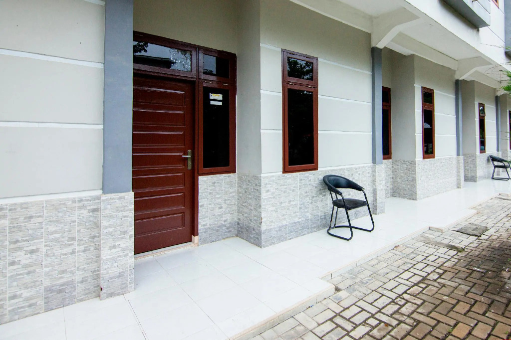 RedDoorz Syariah at Wisma Kampung Baru Rantauprapat