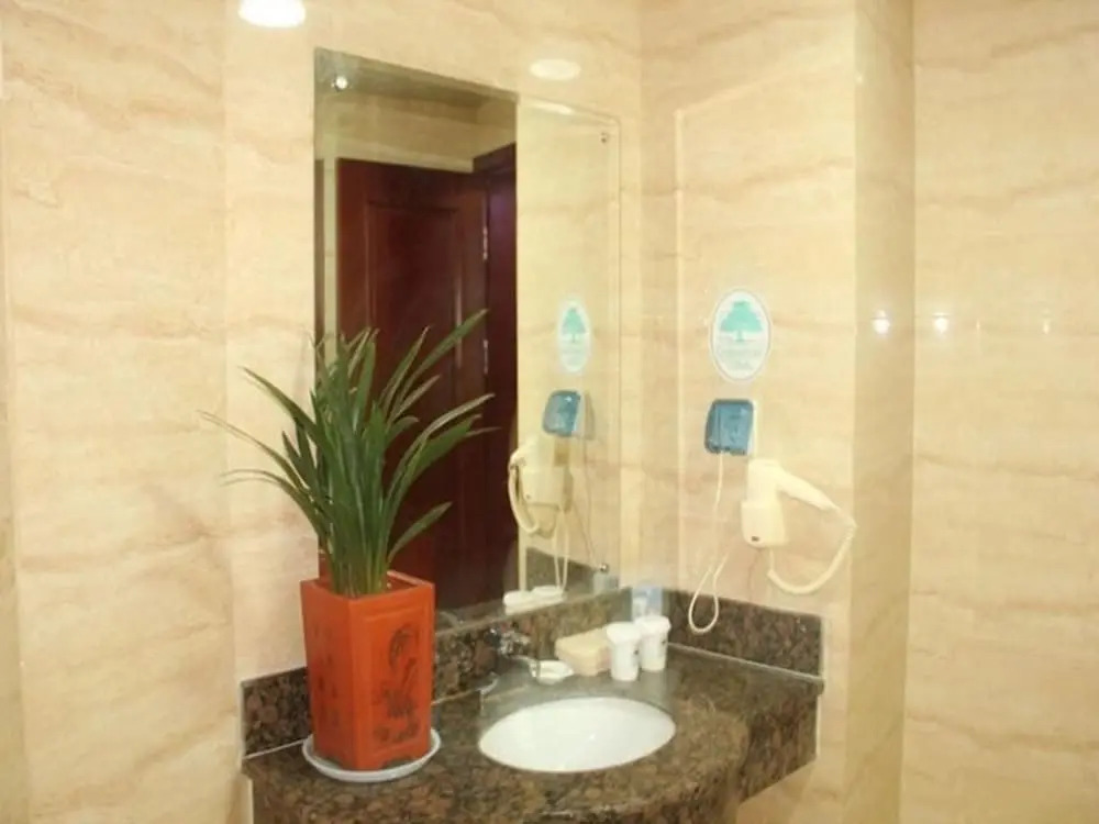 GreenTree Inn Heze Cao County Qinghe Road Business Hotel