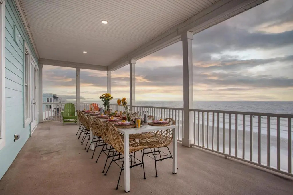 Poseidon By Avantstay On The Beach! Two Ocean Facing Balconies & Hot Tub