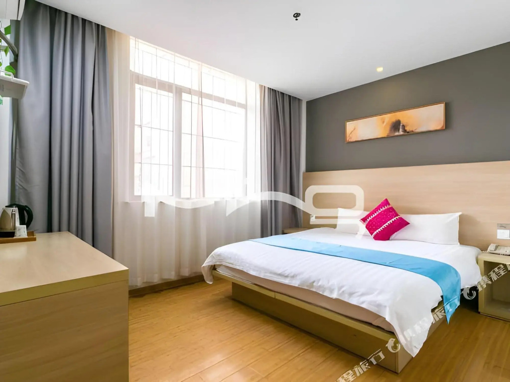 Baolu Hotel (Shanghai Pudong Airport Branch)