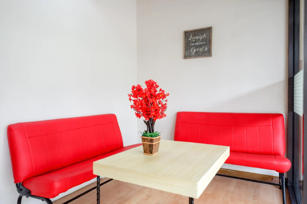 RedDoorz near Pacific Mall Tegal 2